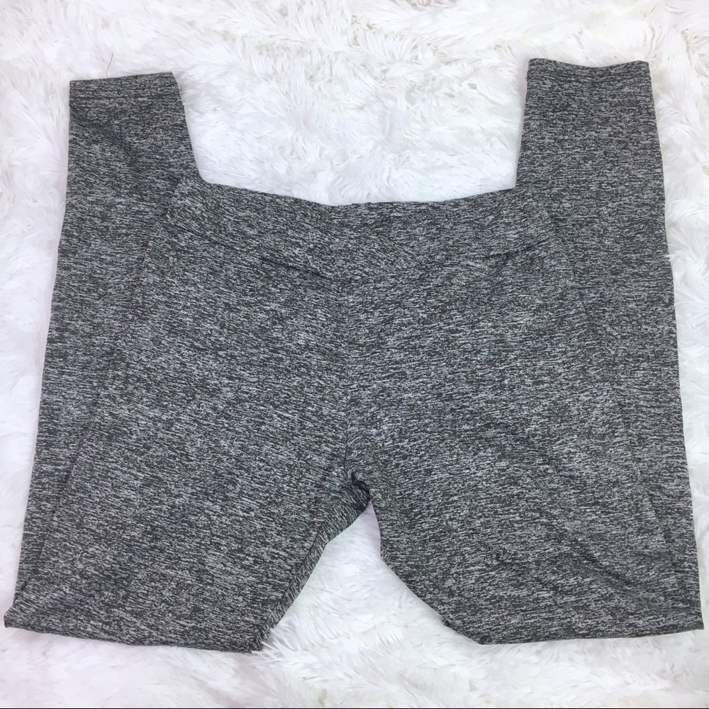 💜SOLD💜Flattering “Butt Scrunch” Marled Grey - Picture 7 of 8